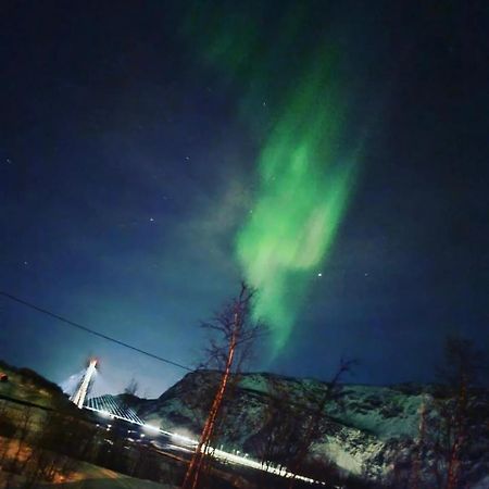 Overnatting Med Sjoutsikt A Rolige Omgivelser Alta Exterior foto